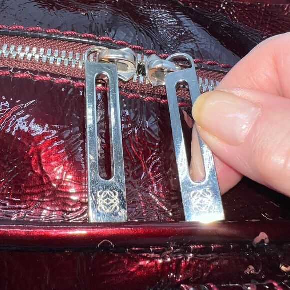 LOEWE Amazona 28 Burgundy Patent Leather Handbag (minor callouts in pics) - Picture 13 of 16